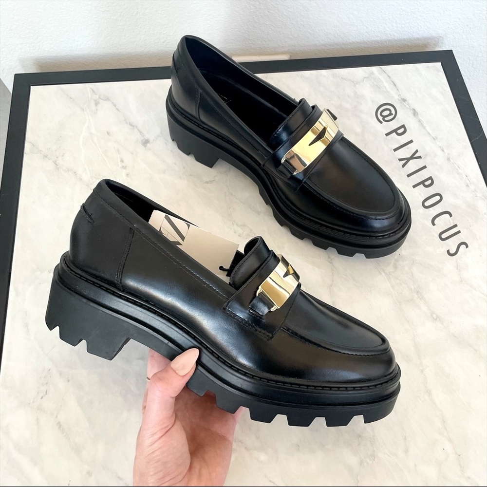 ZARA TREADED LUG SOLE LOAFERS 7.5 / 38